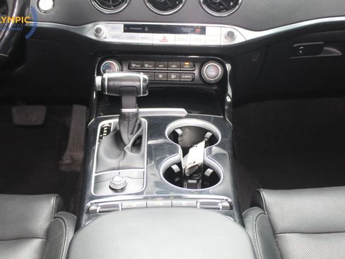 Used 2018 Kia Stinger image 28