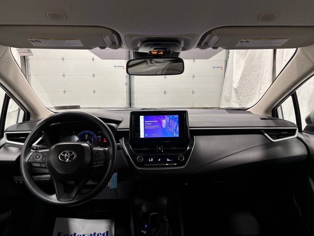 Used 2026 Toyota Corolla LE FWD image 39