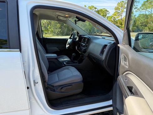 Used 2015 Chevrolet Colorado W/T w/ WT Convenience Package image 14