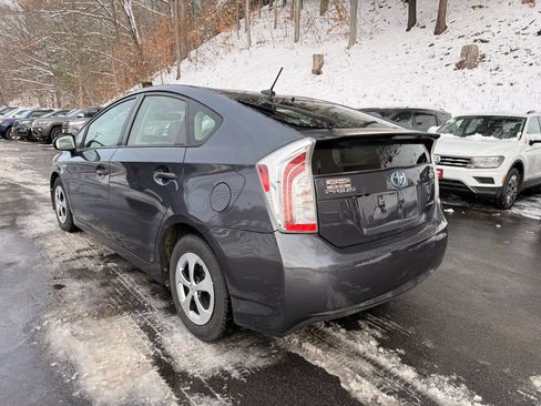 Used 2012 Toyota Prius Two image 7