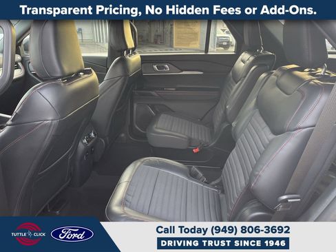 Used 2026 Ford Explorer ST-Line w/ ST-Line Street Pack image 18