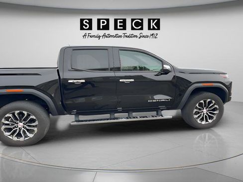 Used 2024 GMC Canyon Denali AWD/4WD image 10