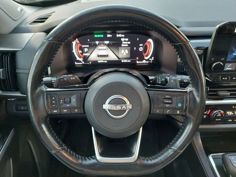 Used 2022 Nissan Pathfinder Platinum w/ Lighting Package (N92) image 32