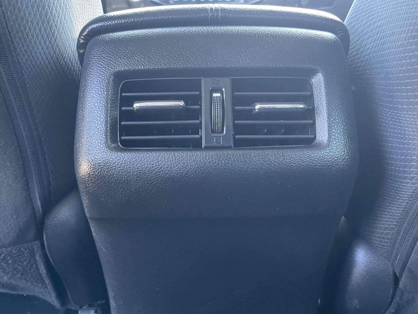 Used 2017 Honda Accord EX image 10
