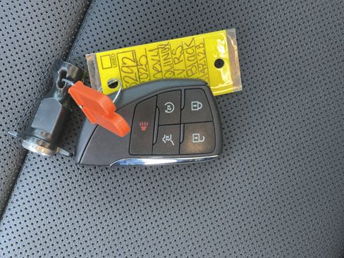 New 2025 Chevrolet Equinox EV RS w/ Active Safety Package 3 image 72