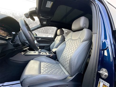 Used 2018 Audi SQ5 Premium Plus image 23