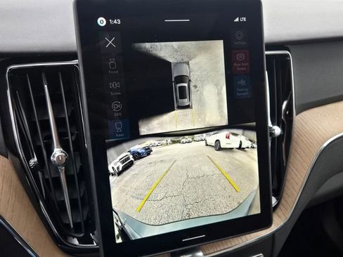 New 2026 Volvo XC60 B5 Plus AWD/4WD image 24