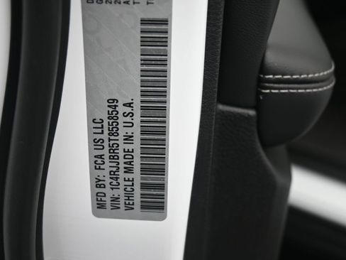 New 2026 Jeep Grand Cherokee L Limited image 18