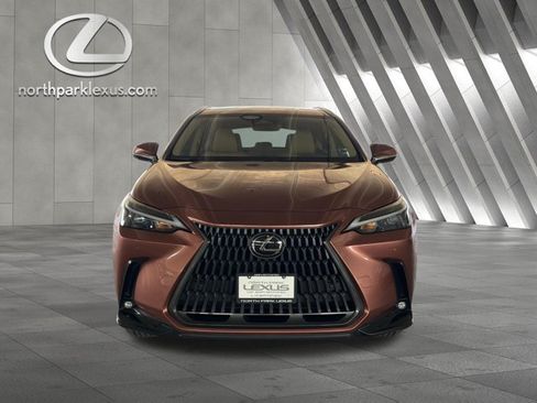 Certified 2025 Lexus NX 250 FWD w/ Accessory Package (Z1) image 26