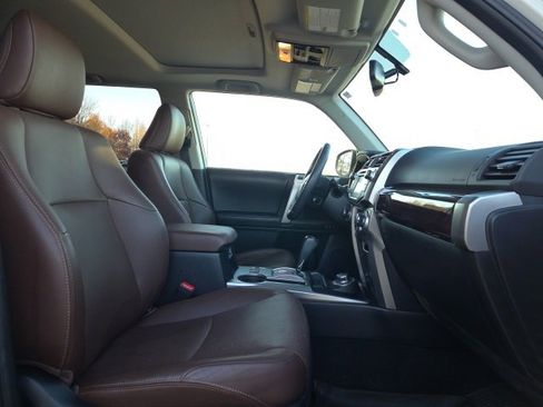 Used 2019 Toyota 4Runner Limited image 14