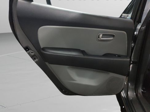 Used 2009 Hyundai Elantra SE image 30