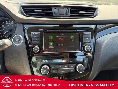 Certified 2019 Nissan Rogue Sport SV w/ Technology Package FWD image 17