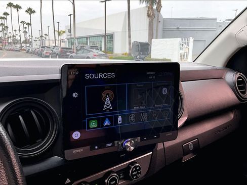 Used 2016 Toyota Tacoma SR w/ SR Convenience Package RWD image 34