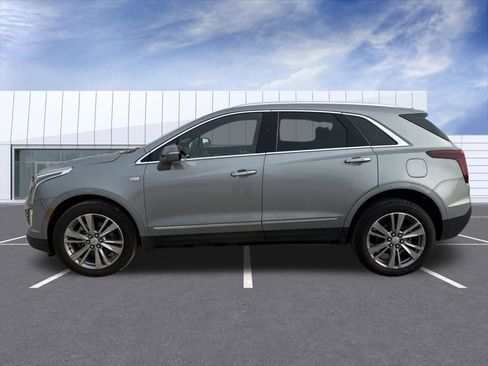 Certified 2025 Cadillac XT5 Premium Luxury AWD/4WD image 5