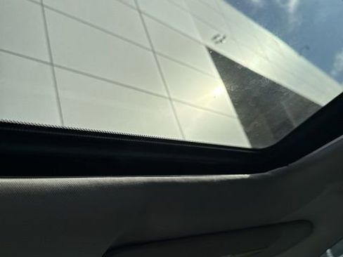 Used 2010 Honda CR-V EX-L image 5