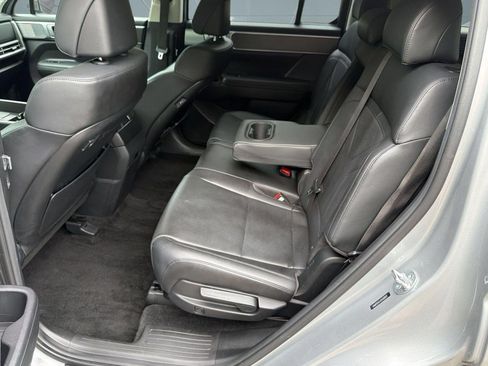 Used 2025 Hyundai Santa Fe SEL AWD/4WD image 20