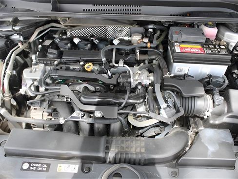 Used 2022 Toyota Corolla SE image 32