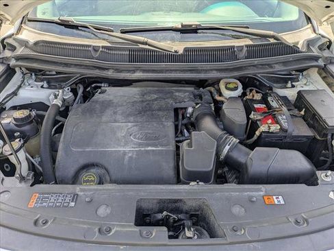 Used 2016 Ford Explorer XLT w/ Equipment Group 201A AWD/4WD image 22