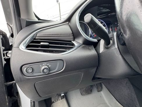 Used 2020 Chevrolet Malibu Premier image 23