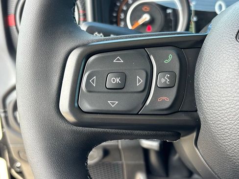 New 2026 Jeep Gladiator Rubicon w/ Steel Power Dome Hood Package AWD/4WD image 17