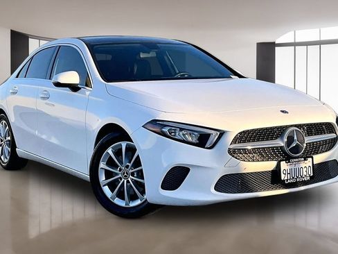 Used 2021 Mercedes-Benz A 220 image 3
