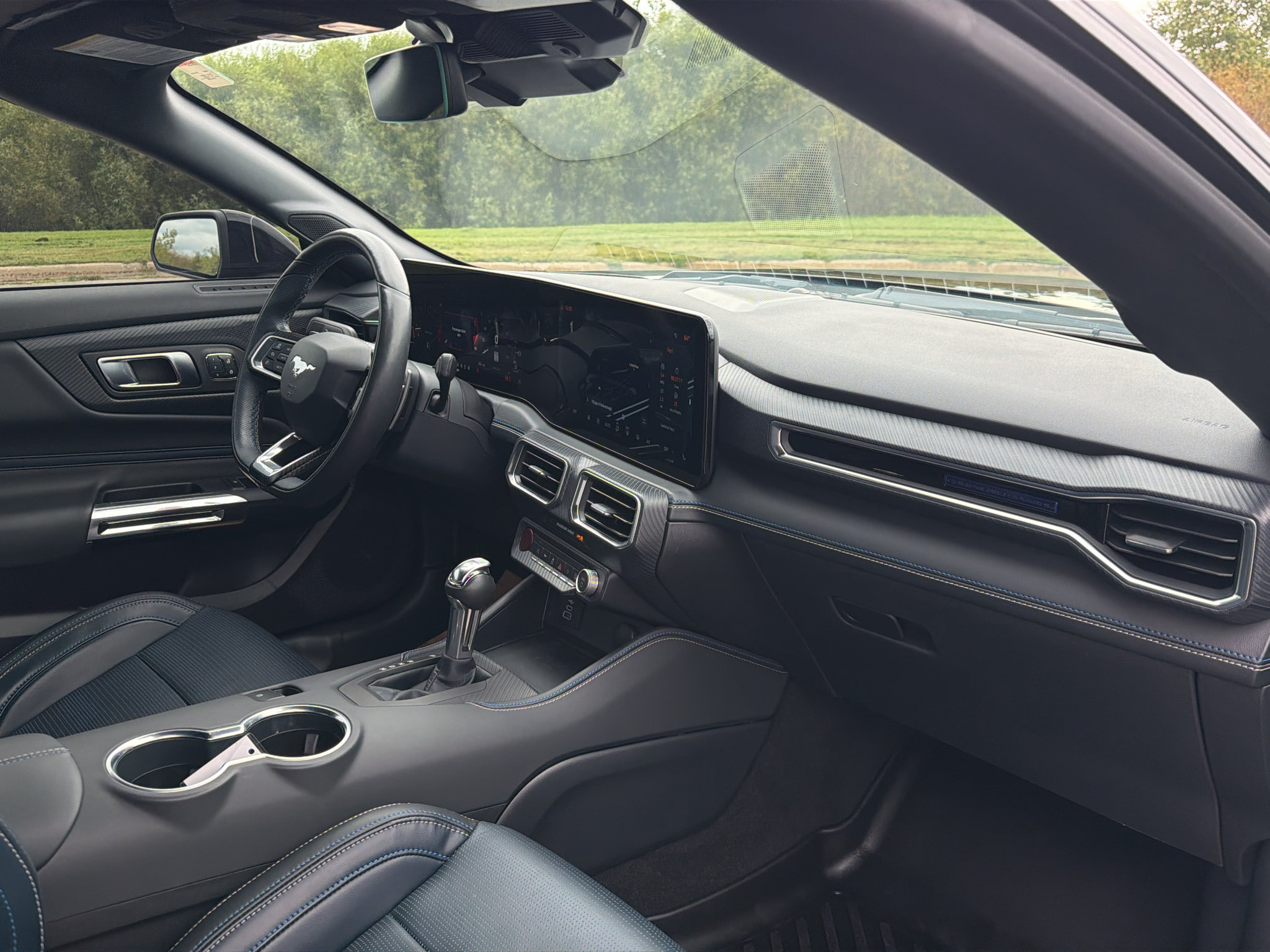 Used 2025 Ford Mustang GT Premium RWD image 27