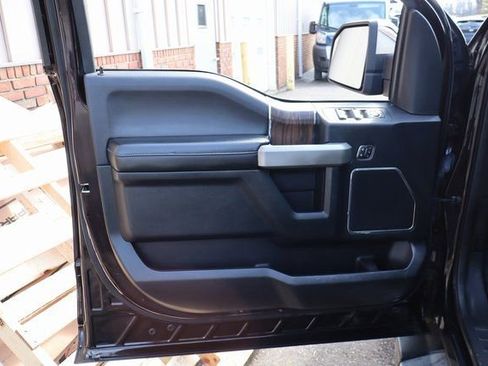 Used 2019 Ford F150 Lariat w/ Equipment Group 502A Luxury image 9