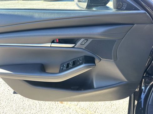 Used 2025 MAZDA MAZDA3 s image 25