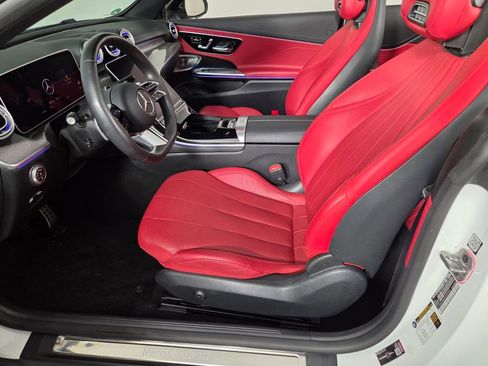 Used 2024 Mercedes-Benz CLE 300 4MATIC Cabriolet image 20