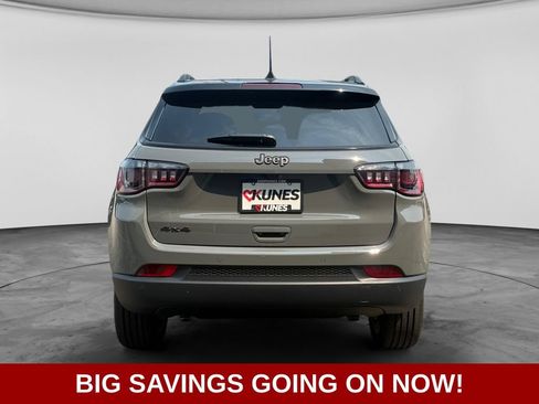 New 2026 Jeep Compass Limited w/ Sun, Sound & Navigation Group AWD/4WD image 7