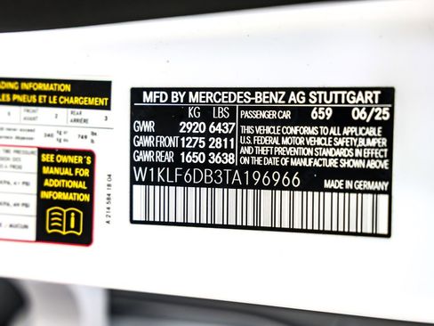 Certified 2026 Mercedes-Benz E 53 AMG e 4MATIC Sedan image 27