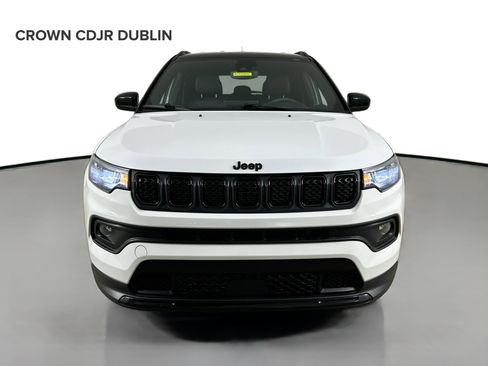 Certified 2023 Jeep Compass Latitude w/ Convenience Group AWD/4WD image 2