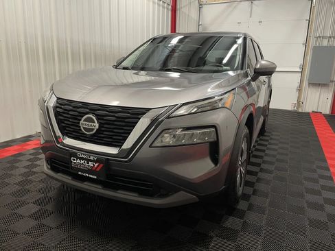 Used 2021 Nissan Rogue SV AWD/4WD image 9