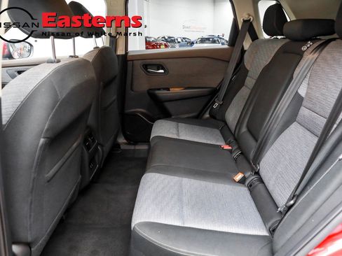 Used 2022 Nissan Rogue SV image 22