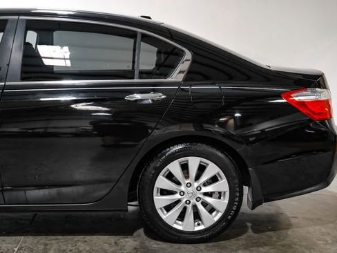 Used 2015 Honda Accord EX-L image 17