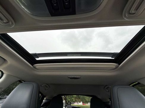 Certified 2024 Subaru Crosstrek 2.5i Limited w/ Crosstrek Mirror Package AWD/4WD image 16