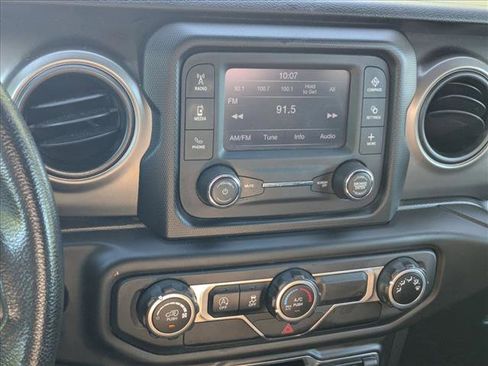 Used 2021 Jeep Gladiator Sport image 14