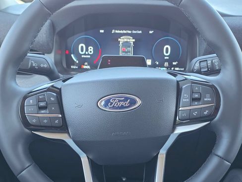 New 2026 Ford Explorer Platinum AWD/4WD image 16
