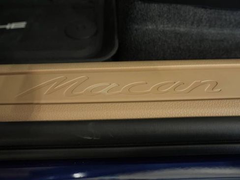 New 2026 Porsche Macan image 32
