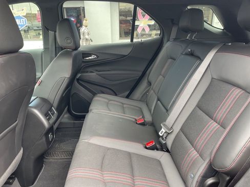 Used 2022 Chevrolet Equinox RS image 23