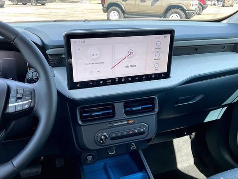 New 2026 Ford Maverick XLT AWD/4WD image 6