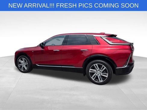 Used 2024 Cadillac Lyriq Tech RWD image 4