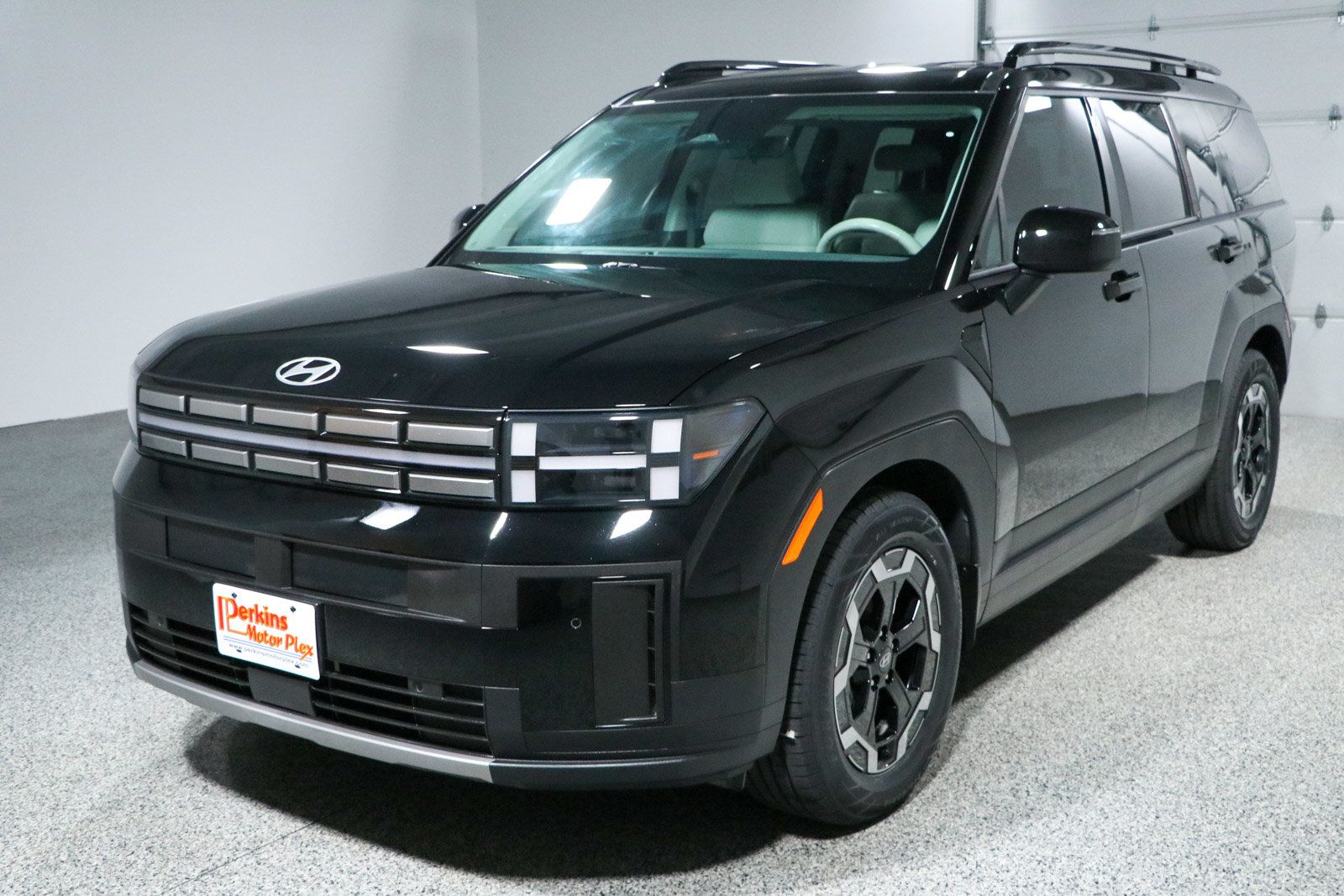Used 2025 Hyundai Santa Fe SEL FWD image 27