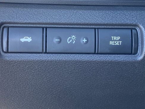 Certified 2023 Nissan Altima 2.5 SR image 28