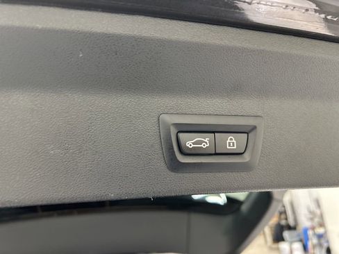 Used 2023 BMW X3 xDrive30i image 32