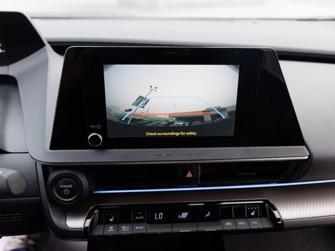 Certified 2024 Toyota Prius XLE image 23