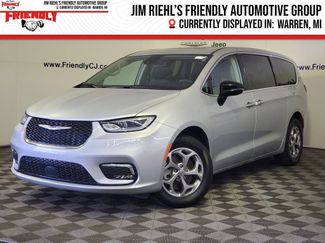 Used 2024 Chrysler Pacifica Limited AWD/4WD 360° Tour