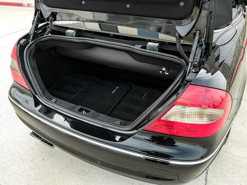 Used 2007 Mercedes-Benz CLK 63 AMG Cabriolet image 46