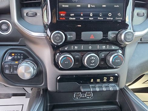 Used 2020 RAM 1500 Laramie w/ Sport Appearance Package AWD/4WD image 16