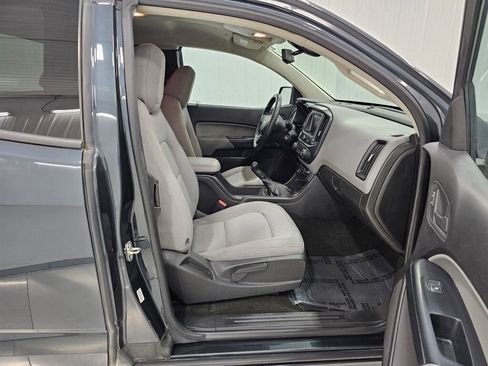 Used 2018 Chevrolet Colorado W/T image 18